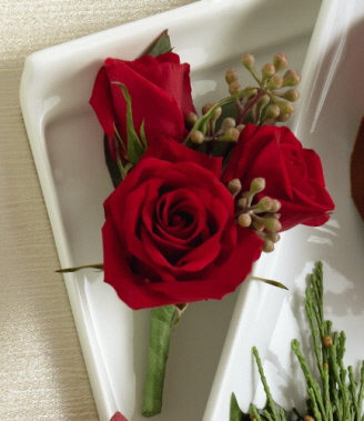 Red Spray Rose Boutonniere